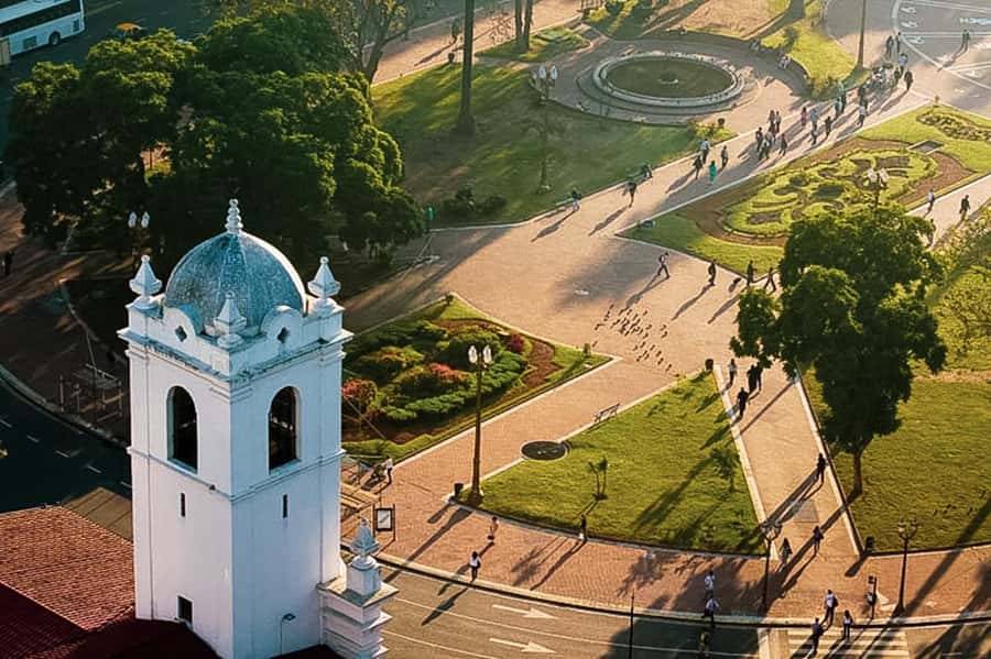 5hs Small Group City Tour of Buenos Aires with Street Food - Hotel pickup, small group size, and why this works on your first days