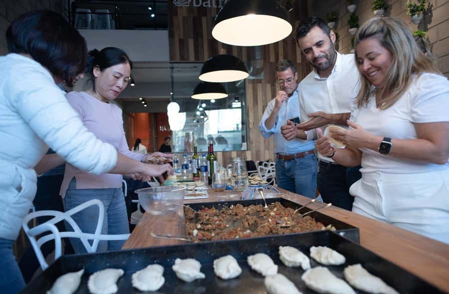Argentinian Empanadas Cooking Experience in Palermo, Bs As - The 90-minute rhythm: how the class typically moves