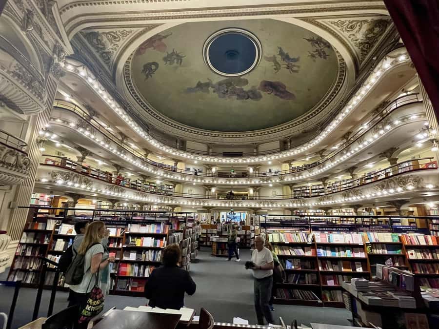 Buenos Aires: 7 Hour Small Group "BA 101" Walk - First stop: Barrio Norte and El Ateneo’s bookish beauty