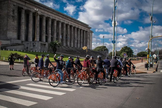 Buenos Aires Bike Tour: North Districts, Recoleta and Palermo - The pacing and guide impact: why some tours feel excellent and others feel rushed
