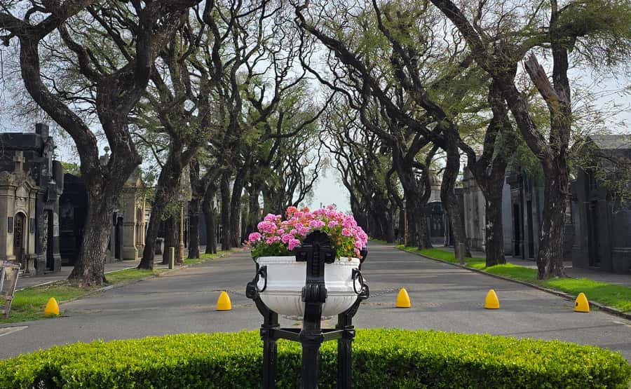 Buenos Aires: Chacarita, The Largest Cemetery In Argentina - Gustavo Cerati’s Mausoleum: A Modern Argentina Moment