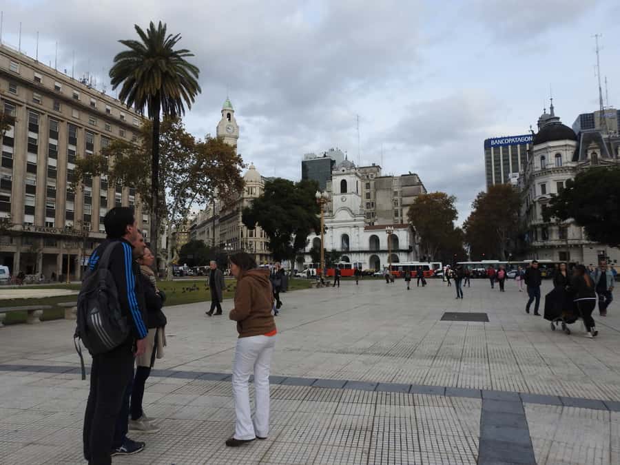 Buenos Aires: City Highlights Guided Tour with Transfer - Should you book this Buenos Aires City Highlights Tour?