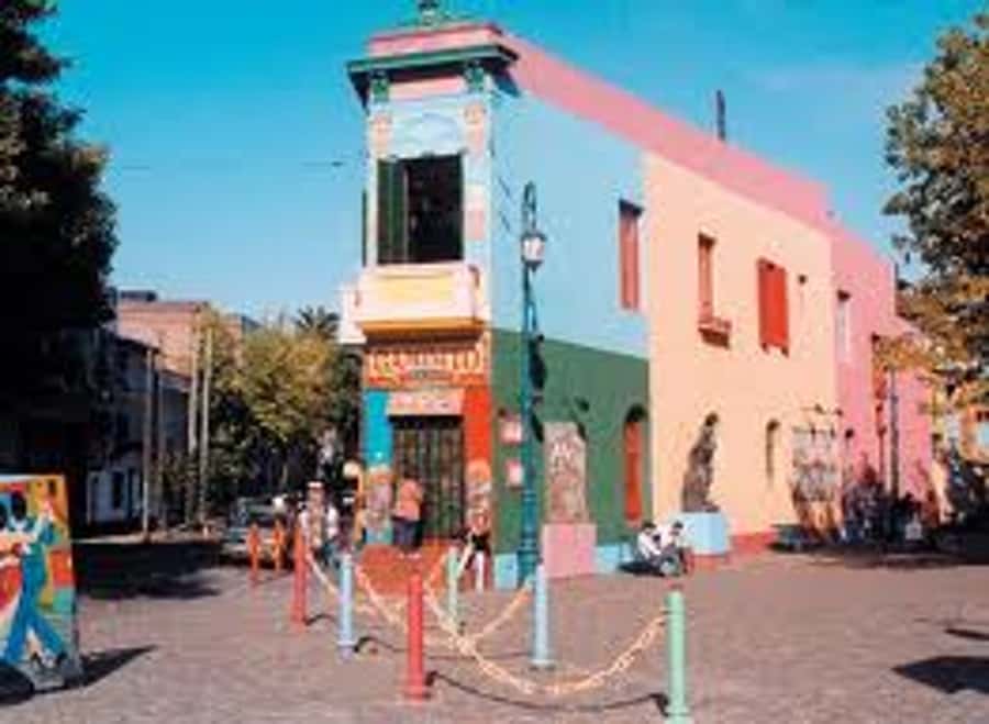 Buenos Aires City Tour with Luxury Lunch - Your Orientation Walk at the Obelisk