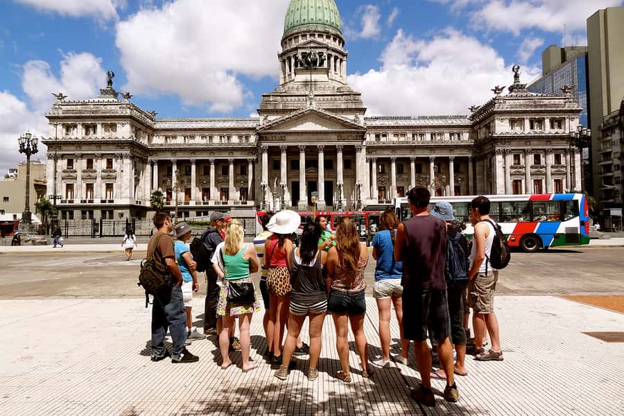 Buenos Aires City Tour with Luxury Lunch - Plaza de Mayo, Plaza San Martín, and Plaza Congreso: Civic Buenos Aires