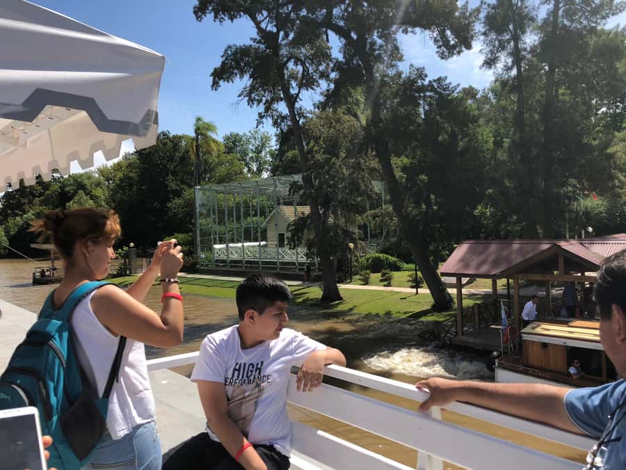 Buenos Aires: Classic Private Delta Tigre Boat Tour - What to bring (and what to plan) for this half-day