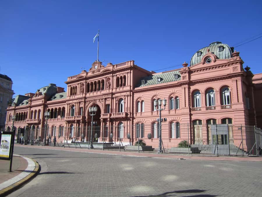 Buenos Aires: Culture and History Private Tour - Recoleta Stops: Floralis Generica and Plaza Francia’s Street + Monument Mix