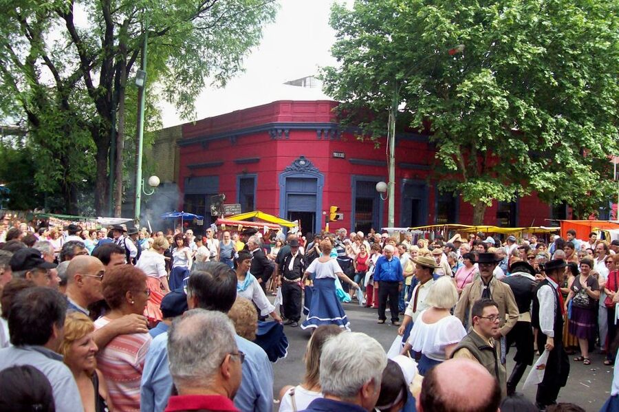 Buenos Aires Fairs: San Telmo & Mataderos Cultural Tour - Logistics that can make or break your day