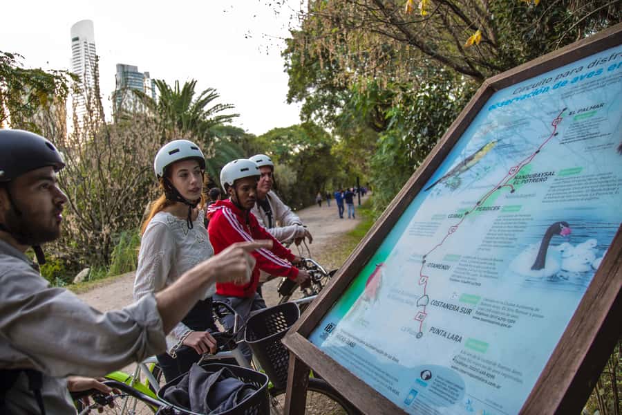 Buenos Aires: Full Day Bike Tour with Lunch - Plaza de Mayo and downtown landmarks: where the city’s power shows