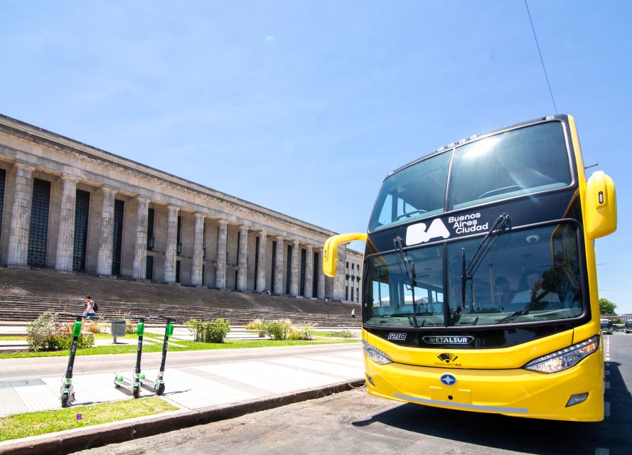 Buenos Aires Hop-On Hop-Off Bus and Exclusive Benefits - Plaza de Mayo, Obelisk, and Teatro Colón: start strong in the city center