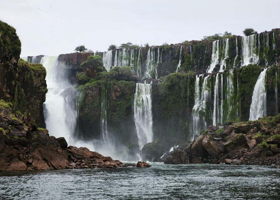 Buenos Aires: Iguazú Falls with Boat Ride & Optional Flight - The guided park walk: why the route matters more than speed