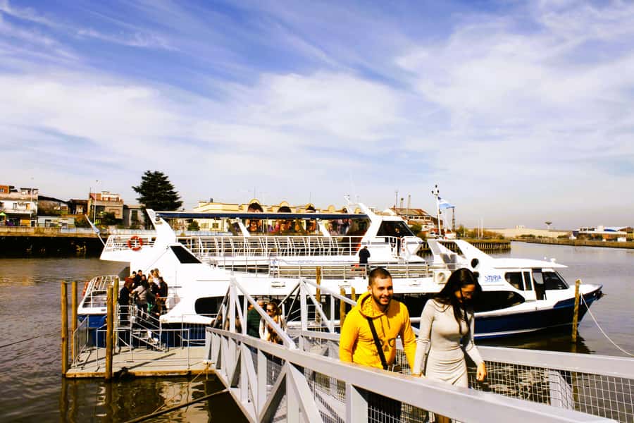 Buenos Aires: Navigation from Pto. Madero to La Boca - What the boat ride feels like in real life (timing, seating, and comfort)
