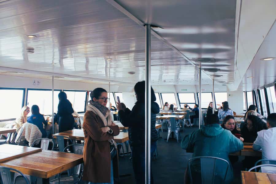 Buenos Aires: Navigation from Pto. Madero to La Boca - Price and value: $18 for a moving view and a one-way landing