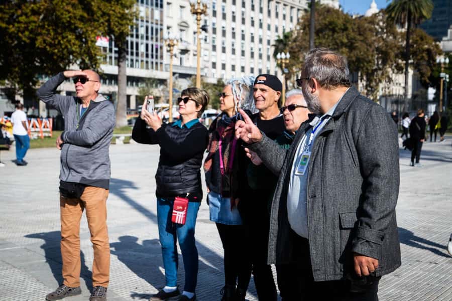 Buenos Aires Private City Tour with a local guide - Casa Rosada (30 minutes) and Buenos Aires Metropolitan Cathedral (15 minutes): The Center of Power and Faith