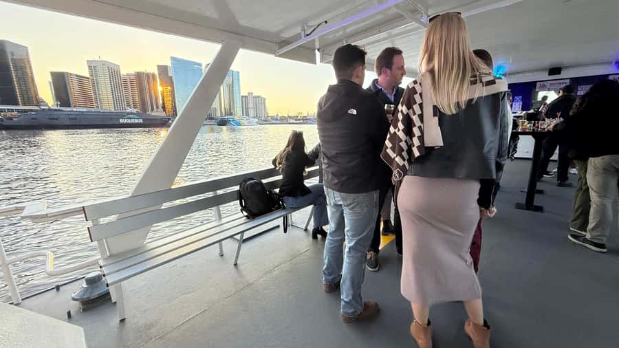 Buenos Aires: Puerto Madero Sunset Cruise with Open Bar - Drinks, Music, and the Vibe Onboard