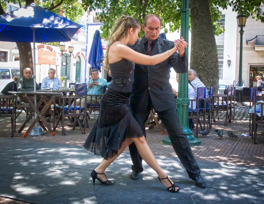 Buenos Aires: San Telmo and Market Guided Walking Tour - Clemente and Paseo de la Historieta: comic culture as local memory