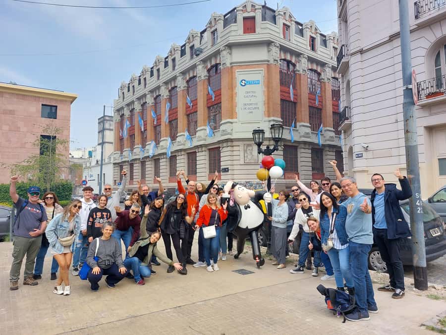 Buenos Aires: San Telmo and Market Guided Walking Tour - Meeting at Parroquia San Ignacio de Loyola (and finding your guide)
