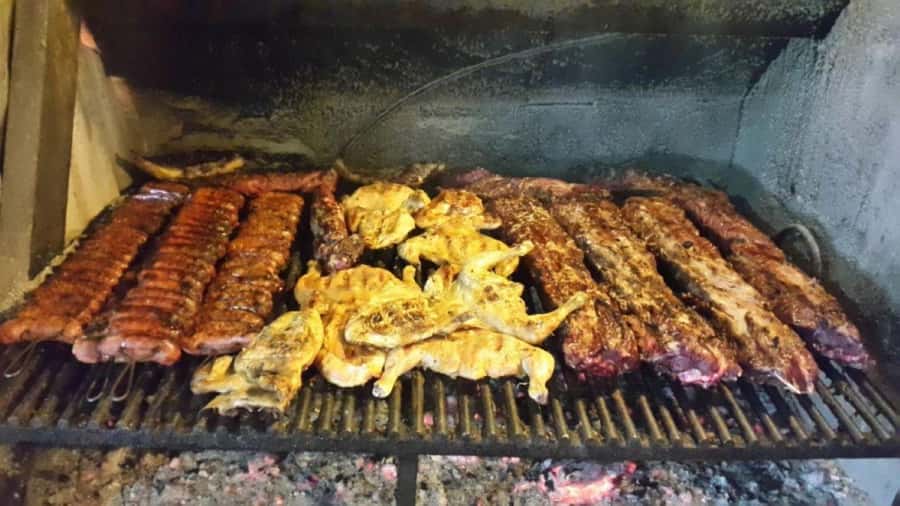 Buenos Aires: Santa Susana Ranch Day Tour, BBQ & Shows - Estancia Santa Susana: a 1,200-hectare gaucho world