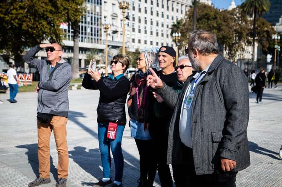 Buenos Aires: Small Group City Highlights Tour - Buenos Aires in Four Hours: What This Small-Group Route Really Covers
