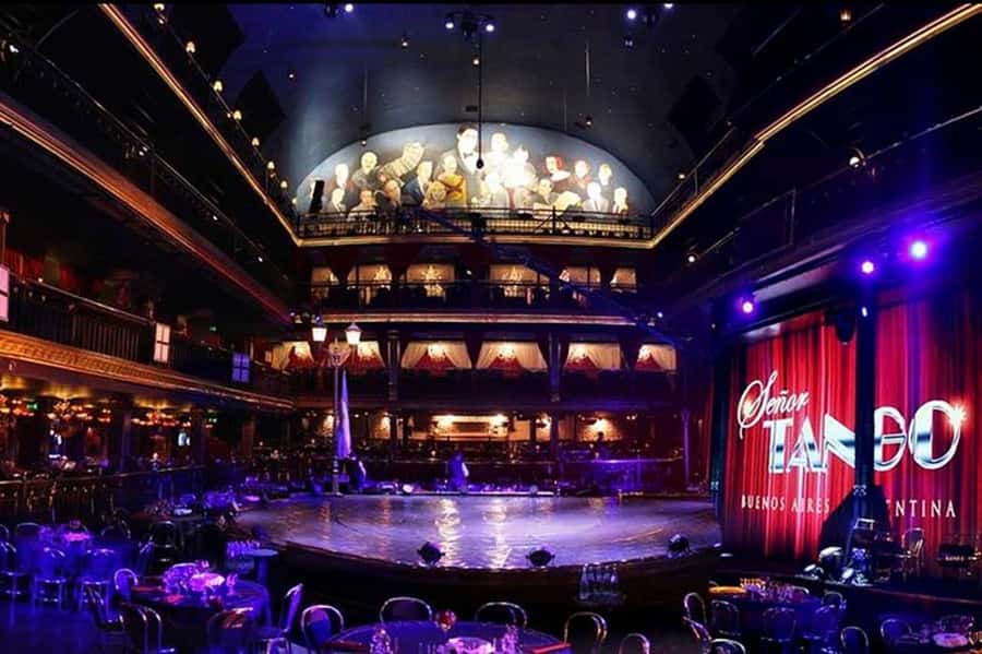 Buenos Aires: Tango Show at Señor Tango with Optional Dinner - The show: live tango with 40 artists under one big production