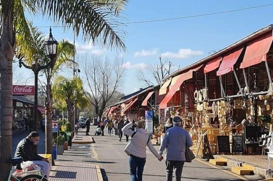 Buenos Aires: Tigre Delta Half-Day Tour with Navigation - Museum of Tigre Art: The Photo Stop That’s Worth Planning For