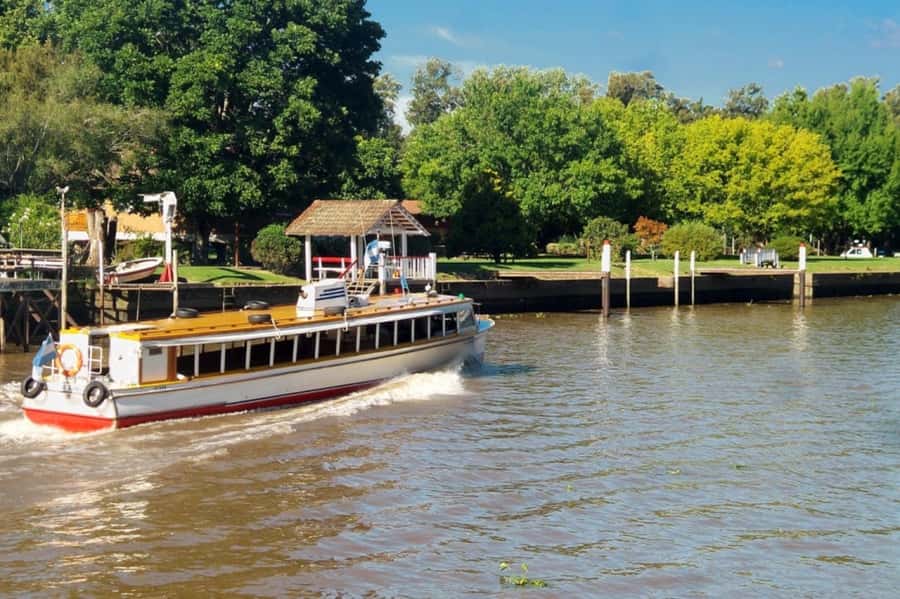 Buenos Aires: Tigre Delta Premium Boat Tour - Price and value at about $133 for 5 hours