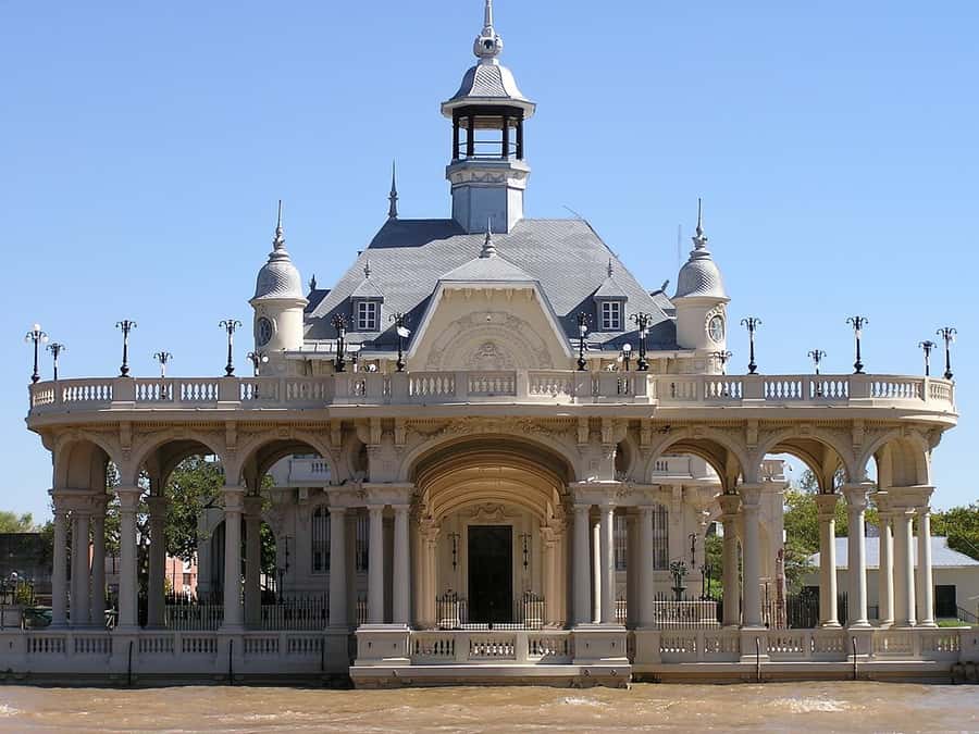 Classic Tour and Sailing in Tigre and Delta - The 5-Hour Flow: Transfers, Tigre Town, Then Water, Then Market
