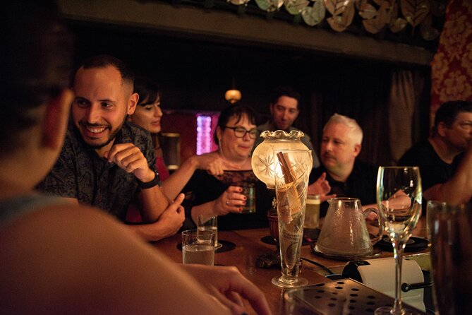 Cocktail tour in Buenos Aires - Vegetarian option and smart-casual prep