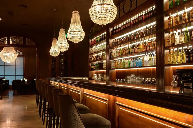 Cocktail tour in Buenos Aires - Meet at Bar PUNTO MONA, end at Victor audio bar