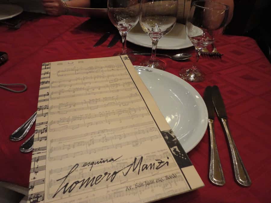 Esquina Homero Manzi Dinner and Tango Show - A 1940s Tango Corner in Boedo