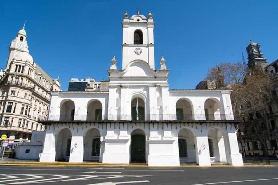 Exclusive Full-Day Private Tour in Buenos Aires - Meet your guide: local knowledge and real responsiveness