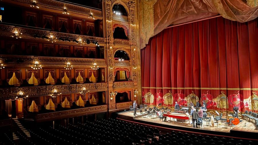 Experience Teatro Colon : Secure your Tour today!!! - Price check: does $48 feel fair for a 1-hour Colón experience?