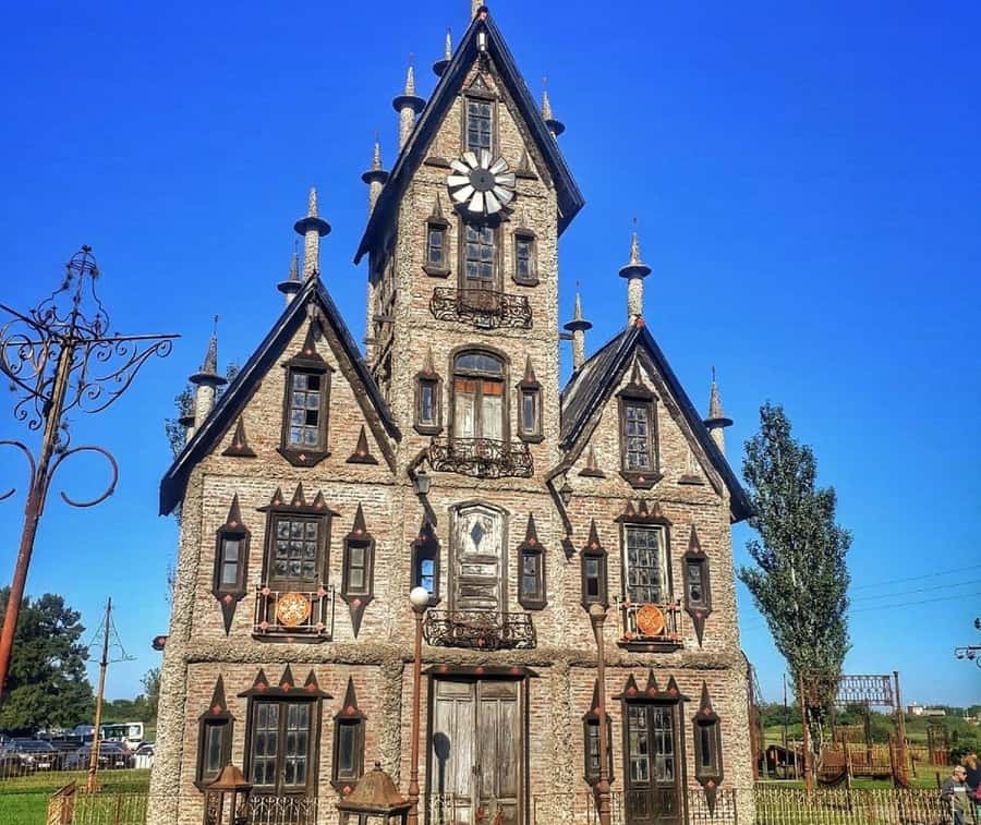 From Buenos Aires: Magical and Mysterious Campanopolis Tour - Campanópolis in plain terms: what you’re actually seeing