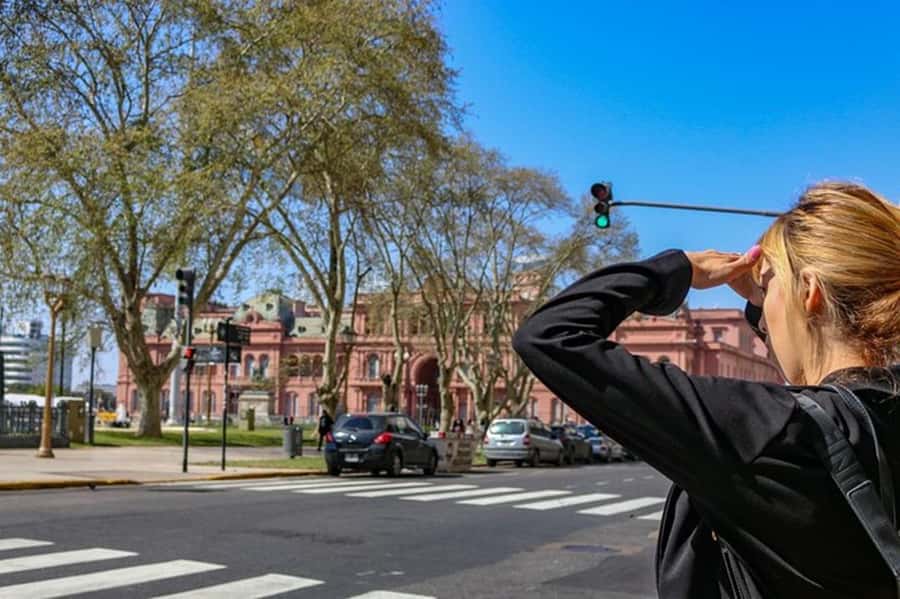 Full Day City Tour Buenos Aires, Recoleta Cemetery and Tigre - How the Day Flows: Plaza de Mayo to Tigre Delta in One Smart Loop