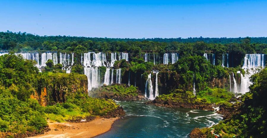 Iguazu Falls Private Day Trip from Buenos Aires - Practical pacing: how the day likely flows from falls to the return flight