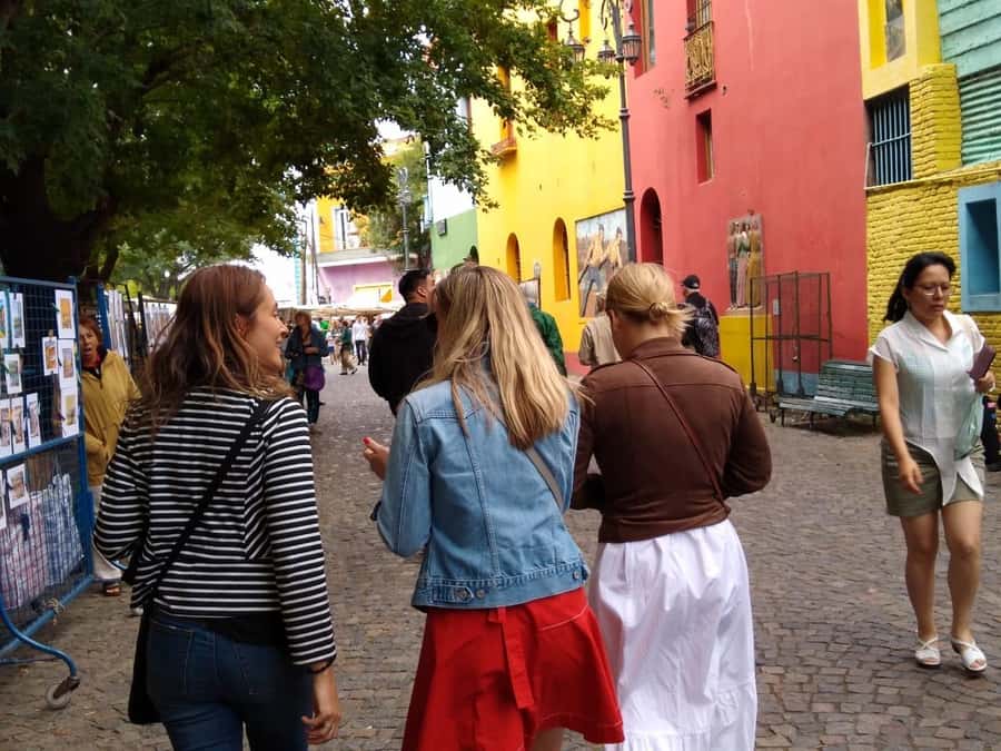 La Boca Out off the Beaten Track - A Typical Boca House and the Artists Behind the Color
