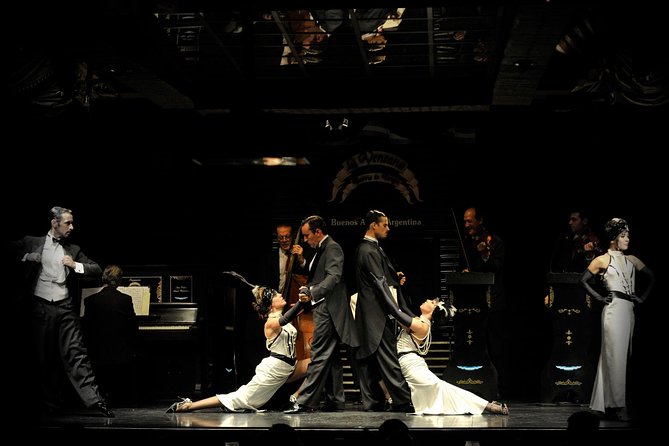 La Ventana Tango Show & Dinner with Optional Classic Bus Ride - Dinner with the show: when it works, and when it’s not your best move