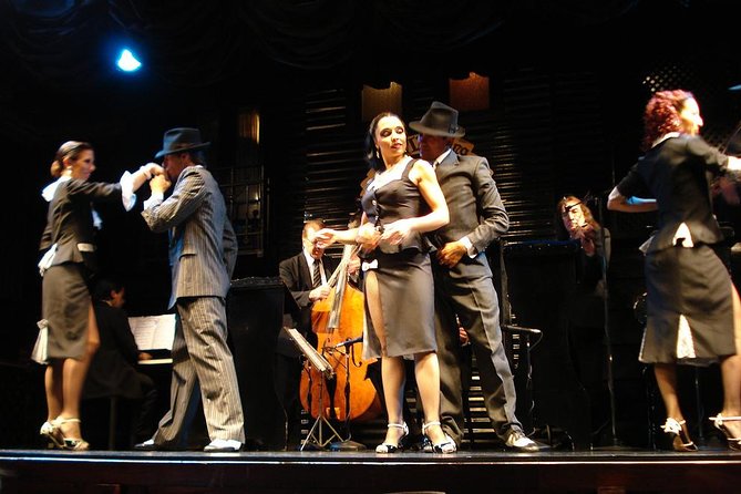 La Ventana Tango Show & Dinner with Optional Classic Bus Ride - Seats and sightlines: you get close, but the room can feel snug
