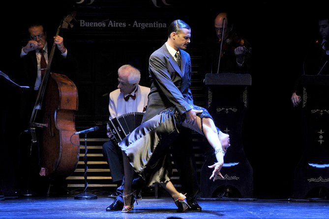 La Ventana Tango Show in Buenos Aires - Entering the venue: a restored conventillo in San Telmo
