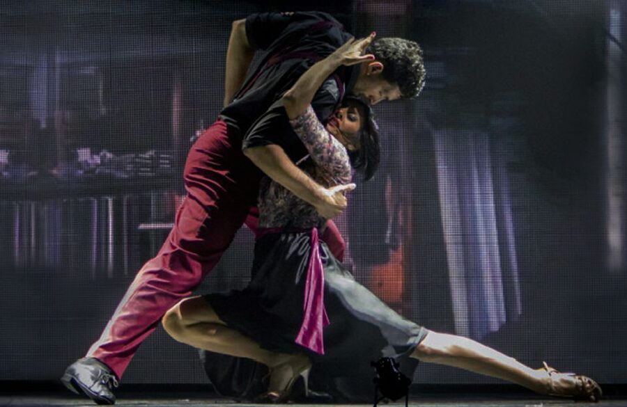 Madero Tango: Executive Only Tango & Folklore Show - A full 3-hour evening: how the classic-to-modern story plays out