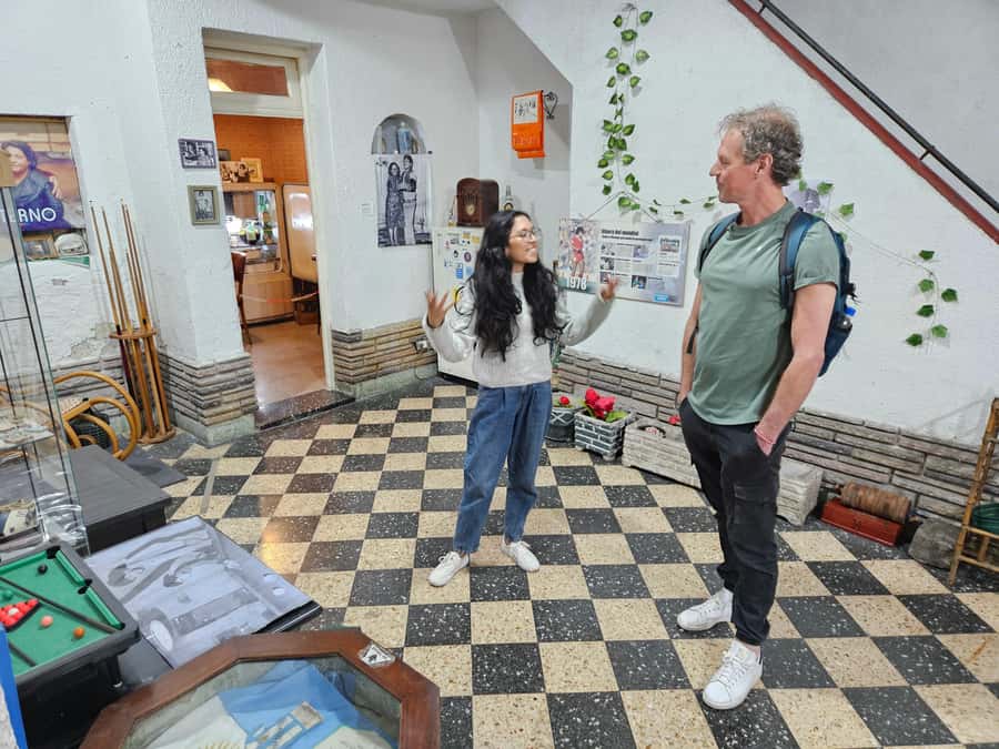 Maradona Tour: Murals, Chapel, Stadium, Museum, Casa D10S - La Paternal Murals and the Maradona Chapel: A Neighborhood That Speaks