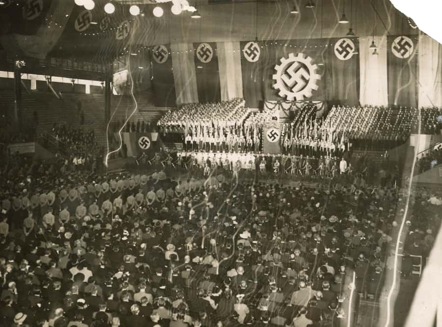 Nazis in Buenos Aires: a historical walking tour - Key things you’ll notice on this walk