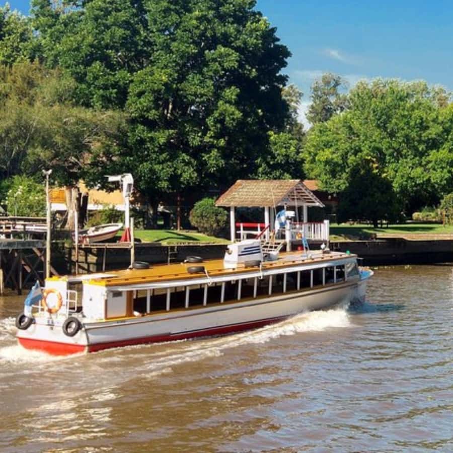 Private City Tour of Buenos Aires + Tigre Delta - A 9-hour Buenos Aires to Tigre plan that actually makes sense