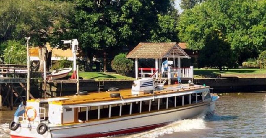 Private City Tour of Buenos Aires + Tigre Delta - La Bombonera, Avenida de Mayo, and Puente de la Mujer: the highlights you’ll remember