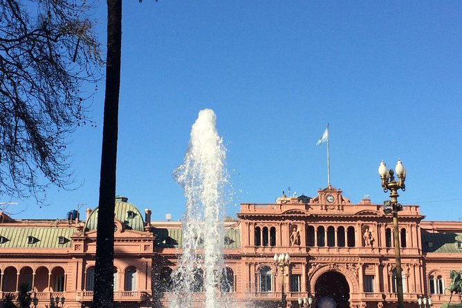 Private Customizable City Tour of Buenos Aires - Plaza de Mayo: the big square where Argentina’s modern story started