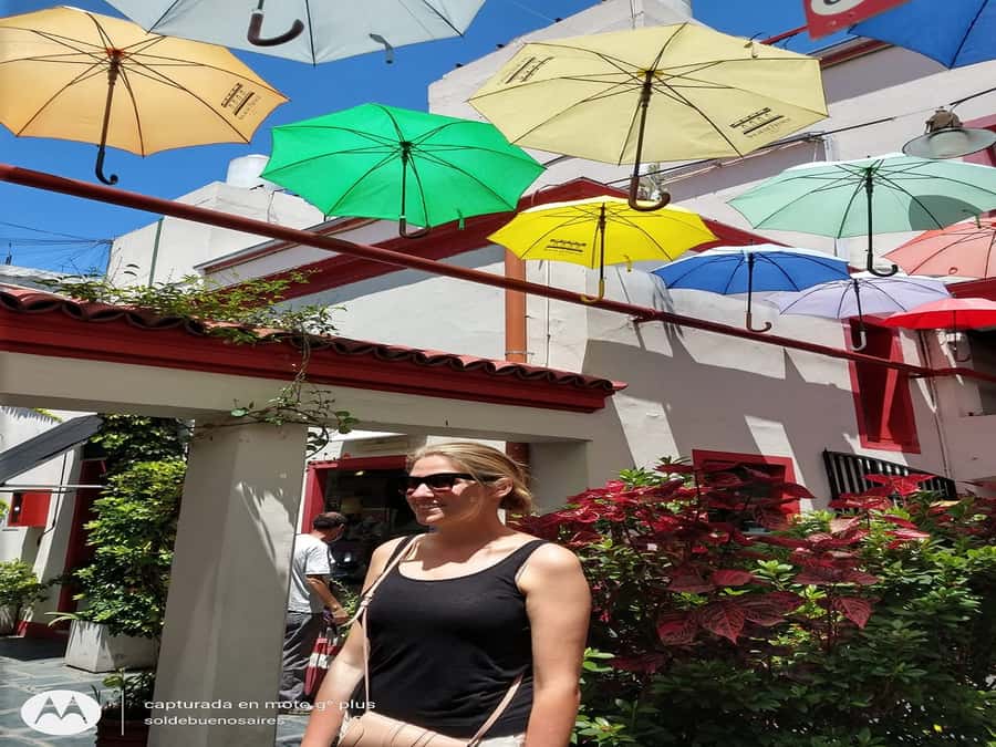 San Telmo Private Guided amazing Walking Tour - Getting Started: Pickup, Pace, and What to Wear