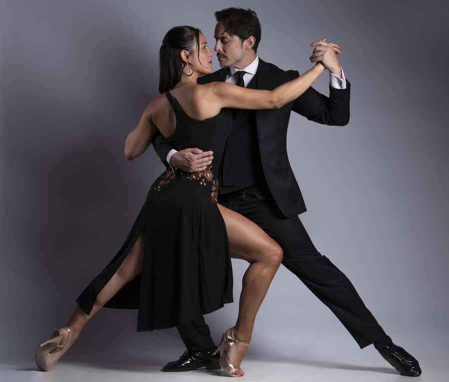 Tango Lesson in Buenos Aires with professional dancers - The Live Tango Exhibition: Why It’s Worth Your Attention