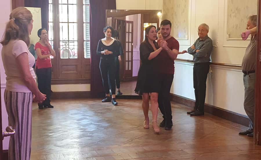 Tango Lesson in Buenos Aires with professional dancers - Price and Value: Is $120 for a 1-Hour Tango Lesson Worth It?