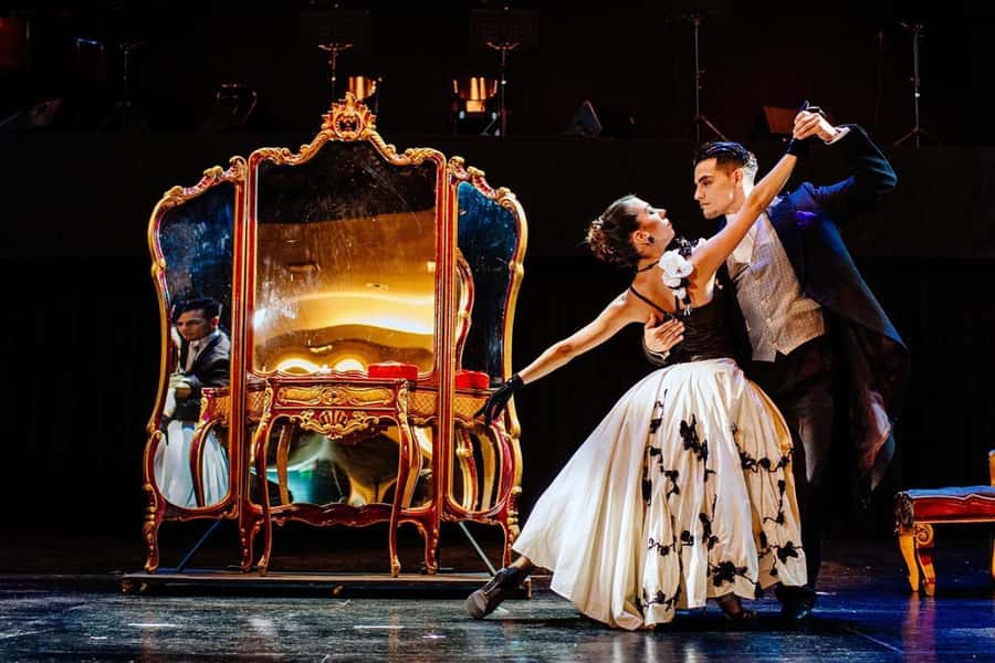 Tango Porteño: The Best Tango Night in Buenos Aires - Dress code and theater rules that keep things smooth