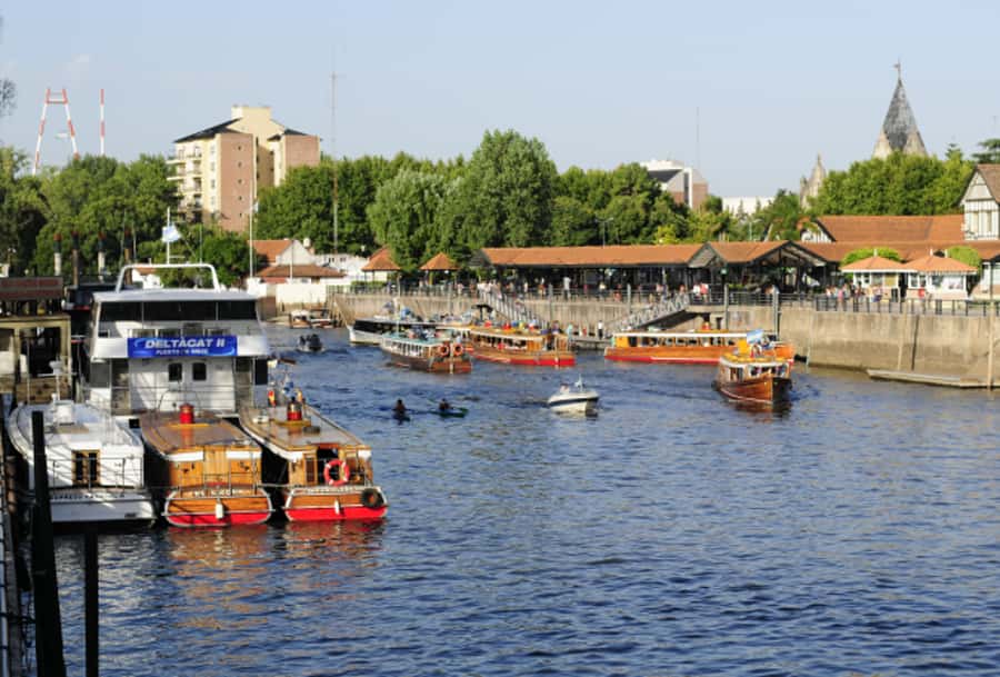 Tigre Full-Day Tour with Boat Ride - Puerto de Frutos and Paseo Victoria: local weekend energy and river walks