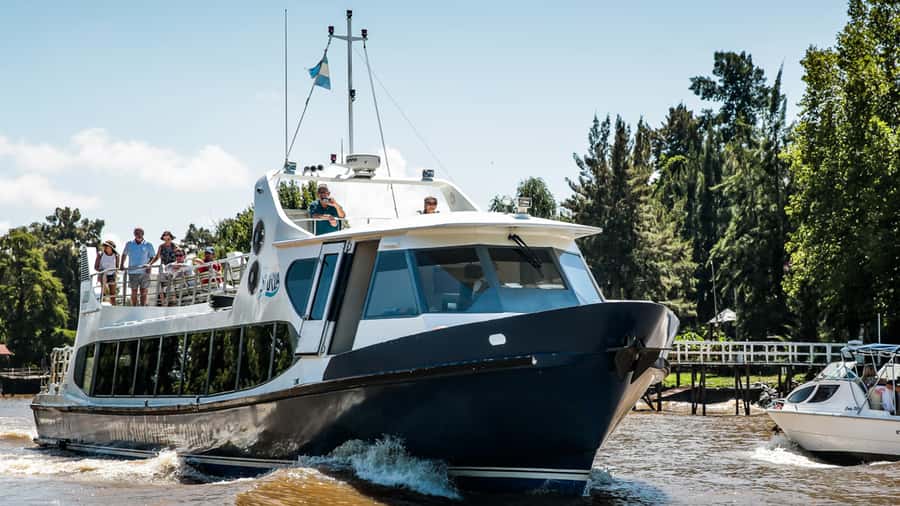 Tigre Full-Day Tour with Boat Ride - Midday lunch in the Paraná Delta: box food with an actual view
